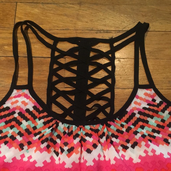 Tank top - Picture 3 of 5